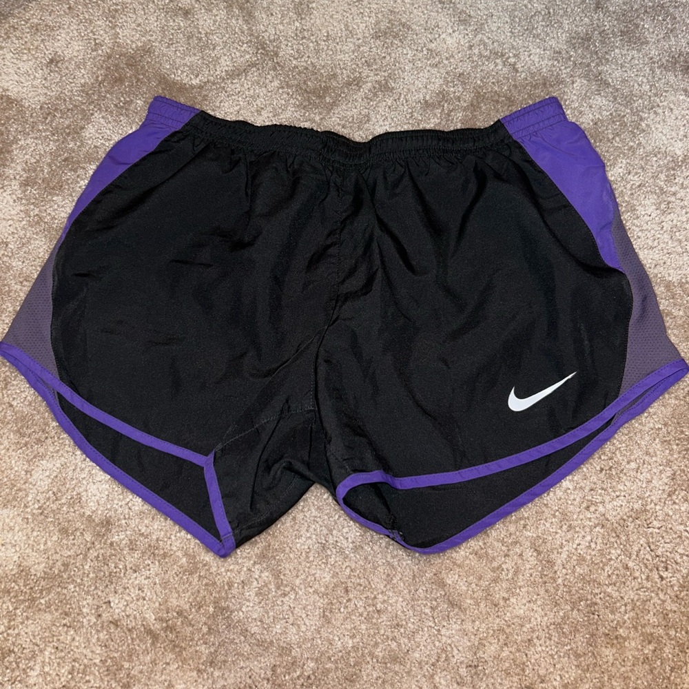 Women’s Nike Tempo Running Shorts Black and Purple Size Small